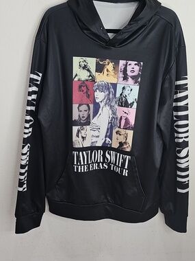 Taylor Swift Eras Tour 2023 Black Graphic Sweatshirt Size M Concert Merch Pop